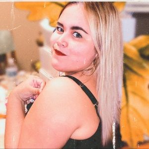 Meet your Posher, Fiorella